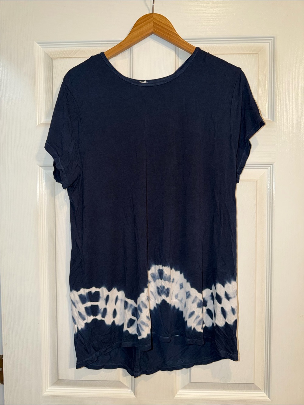 Ideology Navy Tee with White Tie-Dye Hem. EUC - Picture 2 of 6